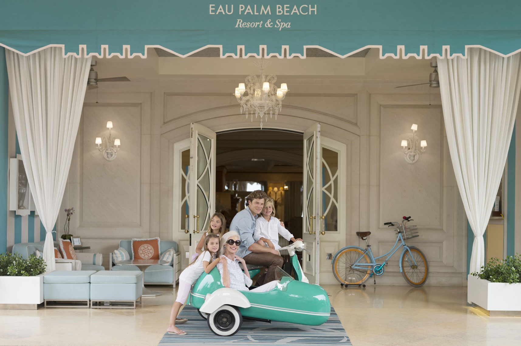 20140817_VESPA_ENTRANCE_0547